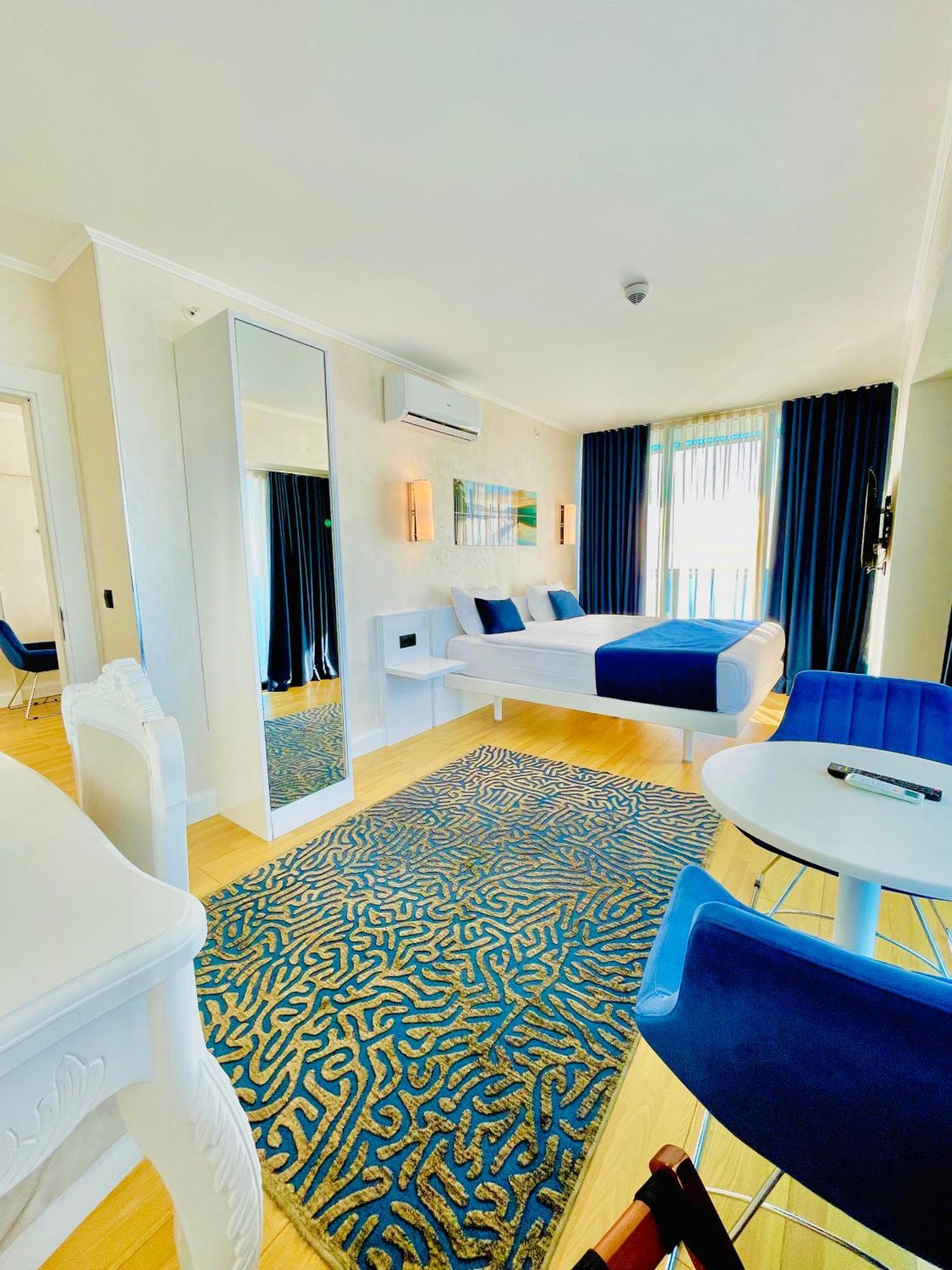 Luxury Batumi Hotel Exteriér fotografie